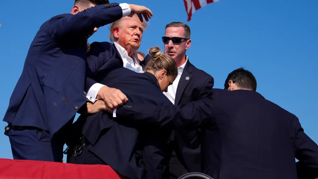 Donald Trump es alcanzado por disparos en Pensilvania